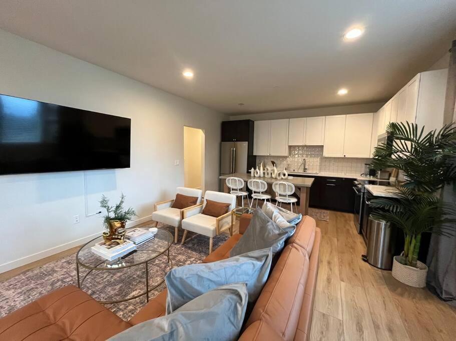 Kurt'S Sweet Suite - 84 Walkscore Seattle Bagian luar foto
